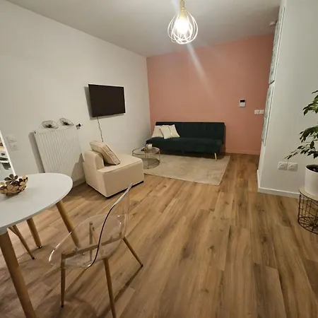 Daire 10 Min Euro - Saint Georges Bussy-Saint-Georges